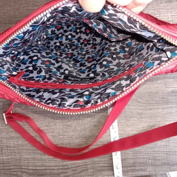 Vera Bradley True Red Quilted Crossbody Bag - Picture 4 of 5